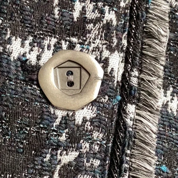 Chico’s Treana Tweed Blazer, Size 2L - Picture 6 of 8